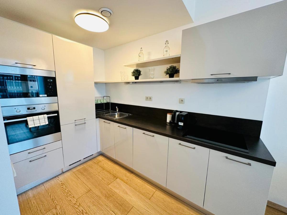 Apartments05 In New Building With Free Parking Panorama City - Amazing View Close To Old Town Bratislava Bagian luar foto