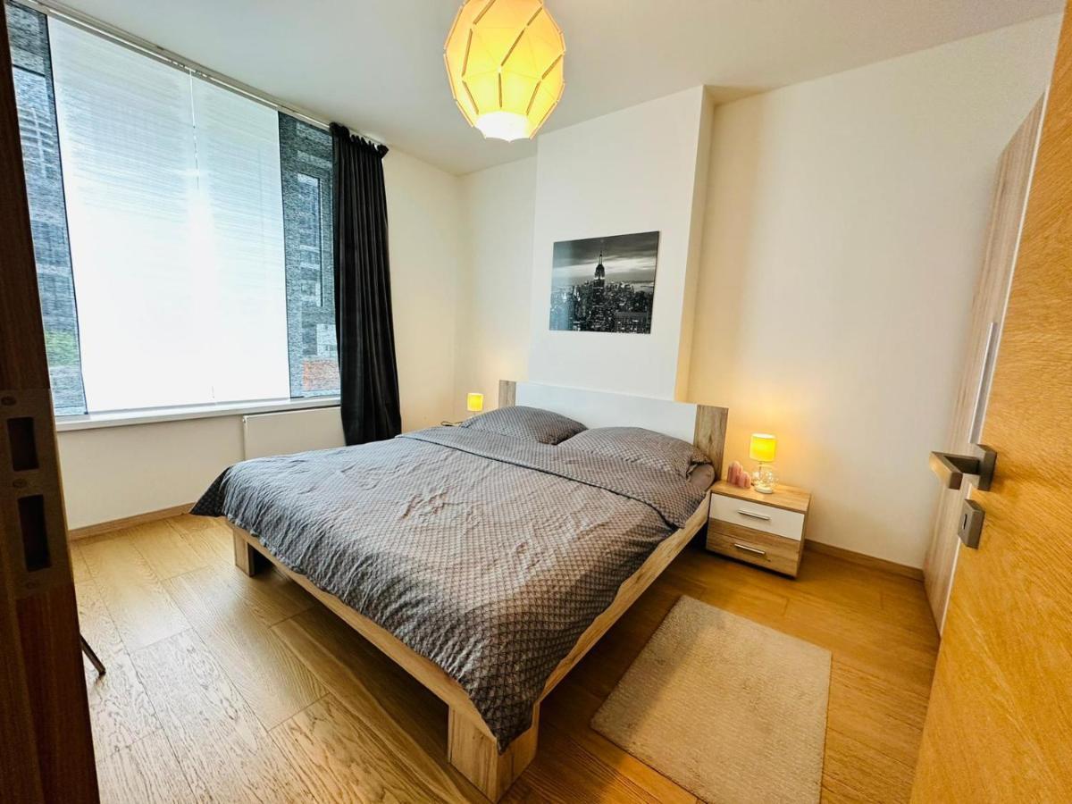 Apartments05 In New Building With Free Parking Panorama City - Amazing View Close To Old Town Bratislava Bagian luar foto